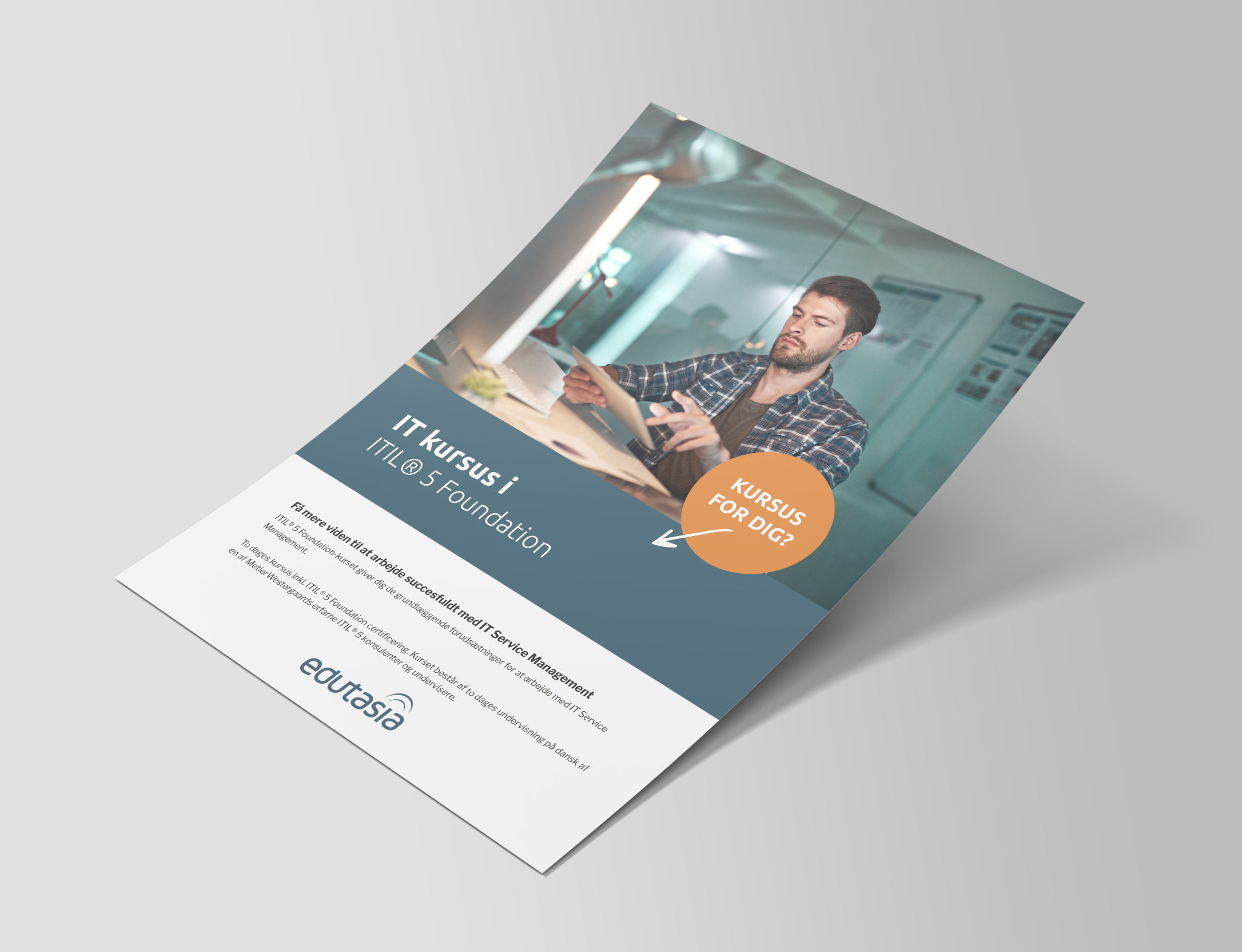 Mock Up Flyer IT Kurser Itil5
