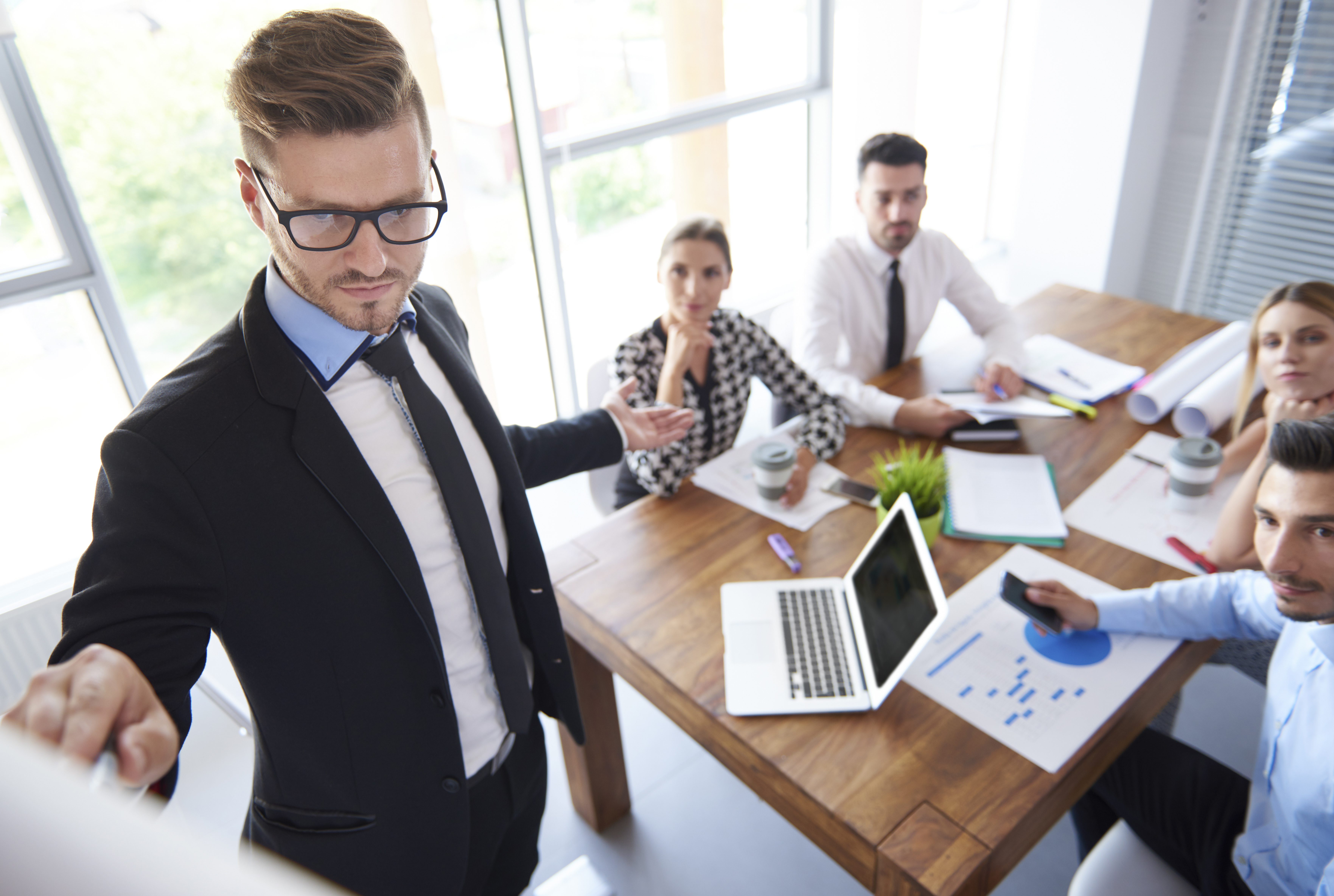 Close Up People Working Office (2)